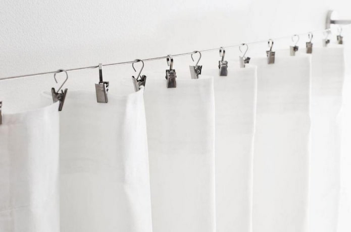 cortina com prendedores de roupa