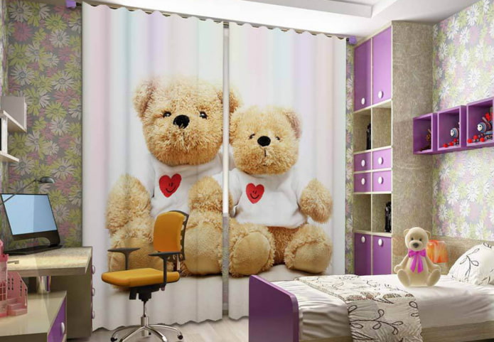 Cortinas 3D no quarto do bebê da menina
