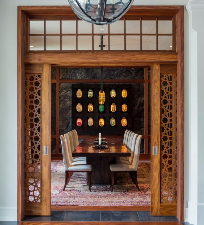 porta em estilo oriental