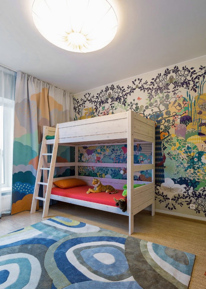 parede incomum no quarto do bebê