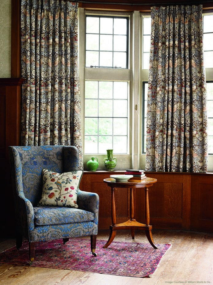 cortinas para a sala de estar no estilo britânico