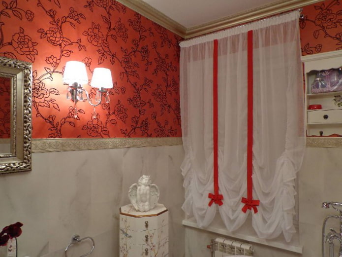 Cortinas austríacas com laços no interior