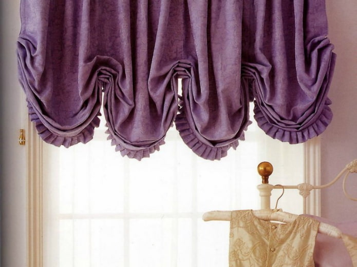 Cortinas roxas