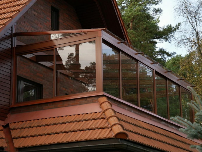 projeto de casa com varanda fechada