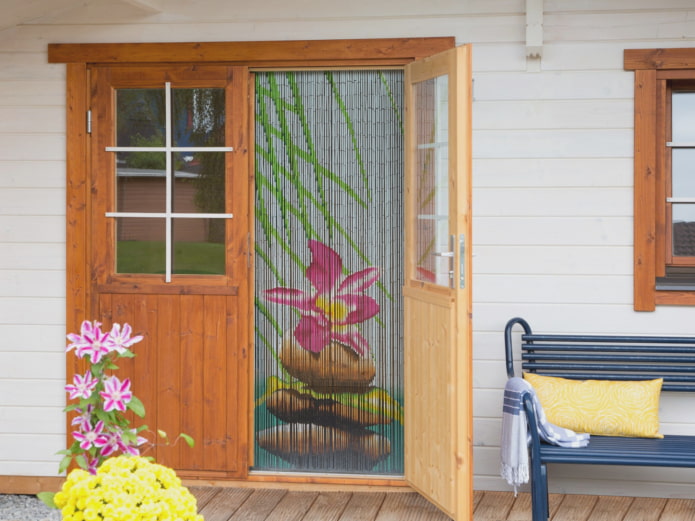 cortinas de bambu com flores