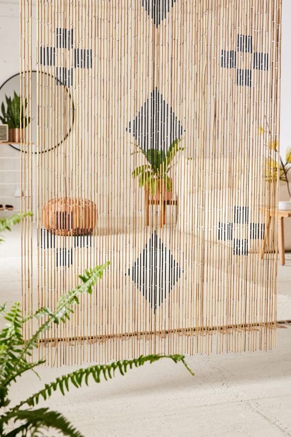 cortinas de bambu com padrões geométricos