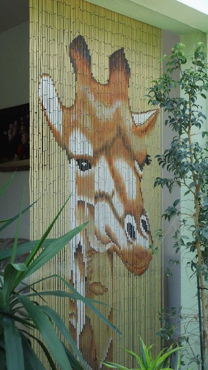 cortinas de bambu com imagens de animais