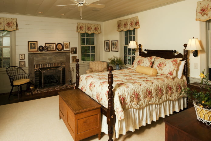 lambrequins duros em estilo country