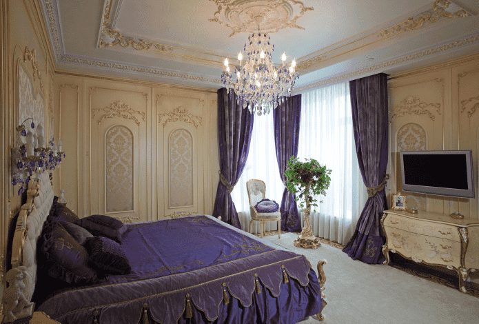 quarto bege-violeta em estilo barroco