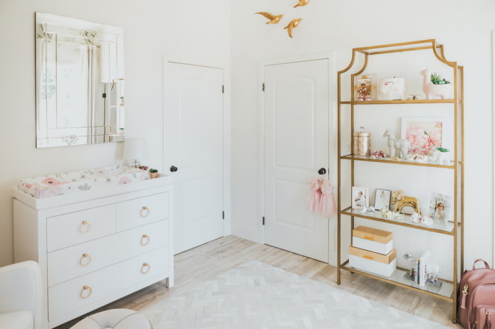 quarto infantil em estilo clássico