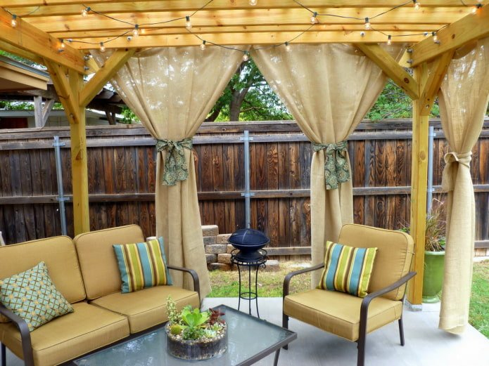 gazebo de casa de verão aberto