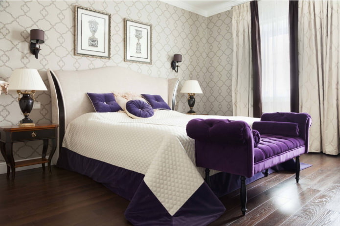 banco roxo no quarto