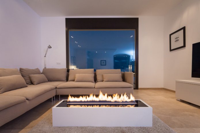 Lareira de piso autônoma