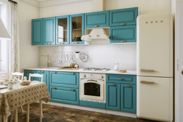 móveis e eletrodomésticos em uma cozinha turquesa