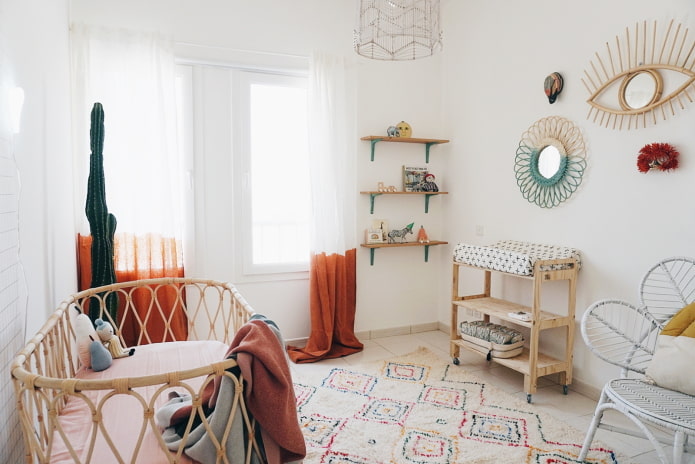 um quarto de bebê para um recém-nascido no estilo boho