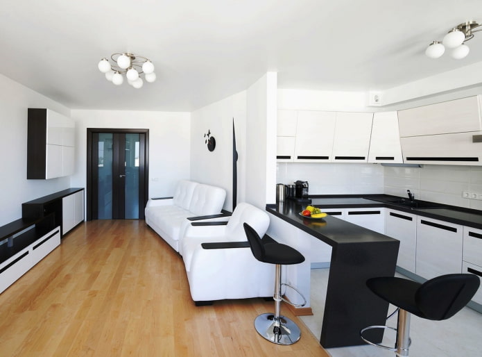 decoração de sala de estar em tons de preto e branco