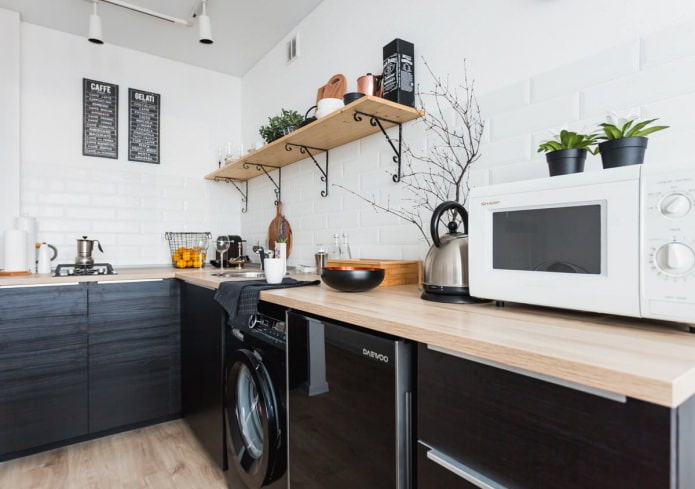 Conjunto preto na cozinha em estilo escandinavo