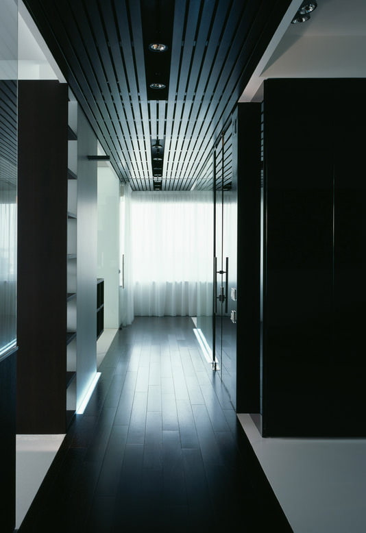 interior em preto e branco
