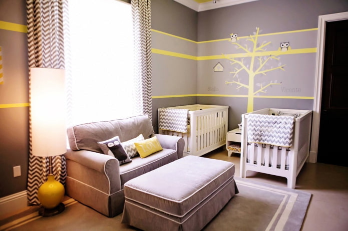 Quarto de bebê cinza e amarelo para gêmeos
