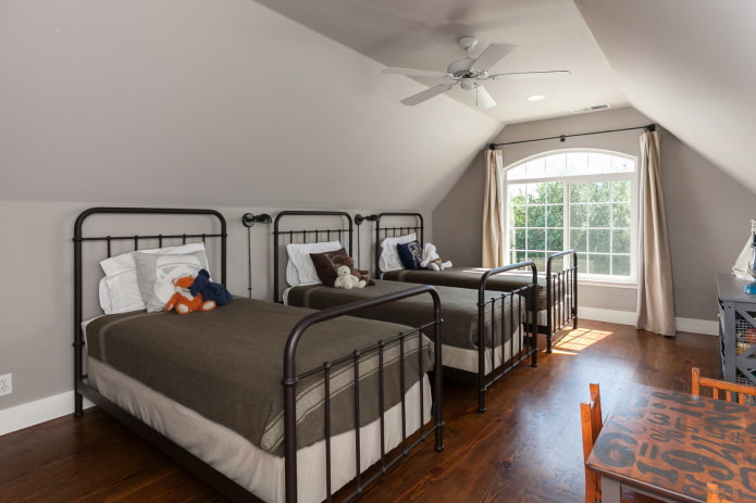 quarto para três crianças
