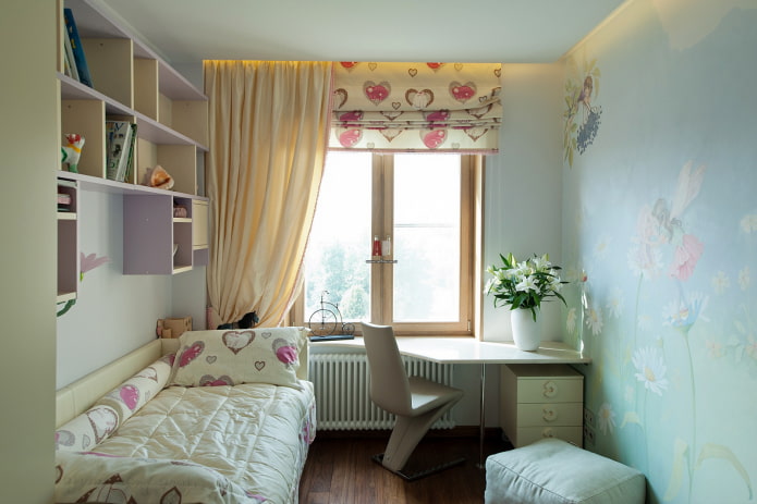Quarto infantil para uma estudante