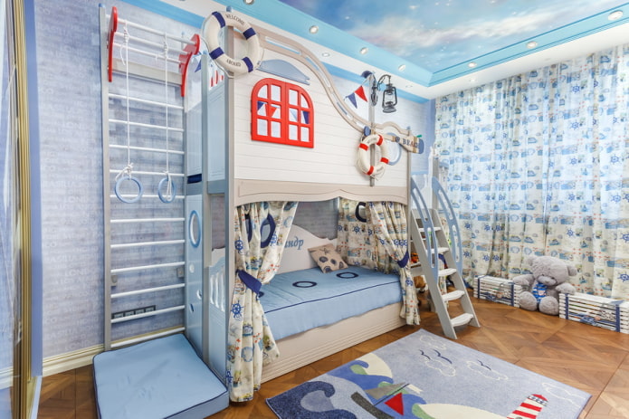 móveis no interior do quarto infantil em estilo náutico