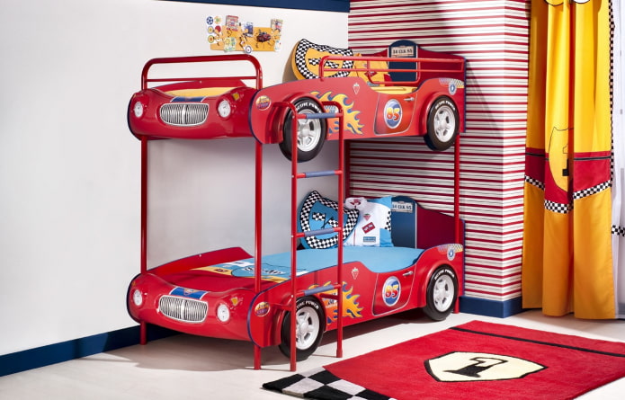 beliche-carro no quarto do bebê