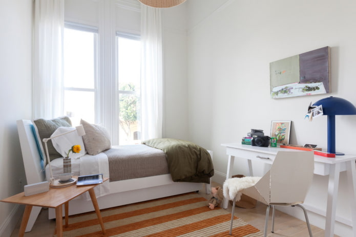 disposição de móveis em um quarto infantil de 10 m²