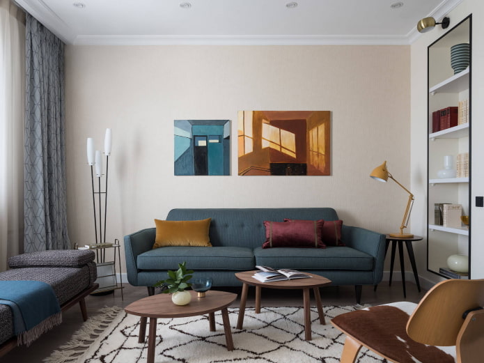 interior de sala de estar com detalhes escuros