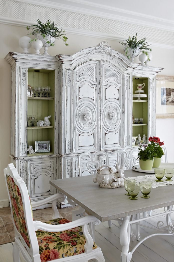 sala de jantar em estilo shabby chic