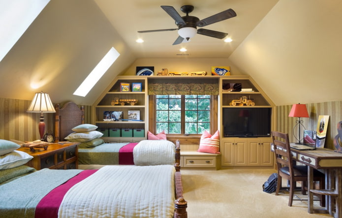 quarto de casal no sótão
