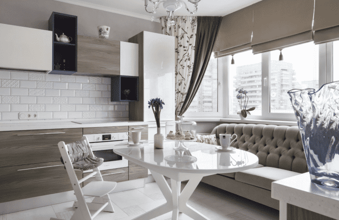 sofá no interior de uma cozinha de 10 m²