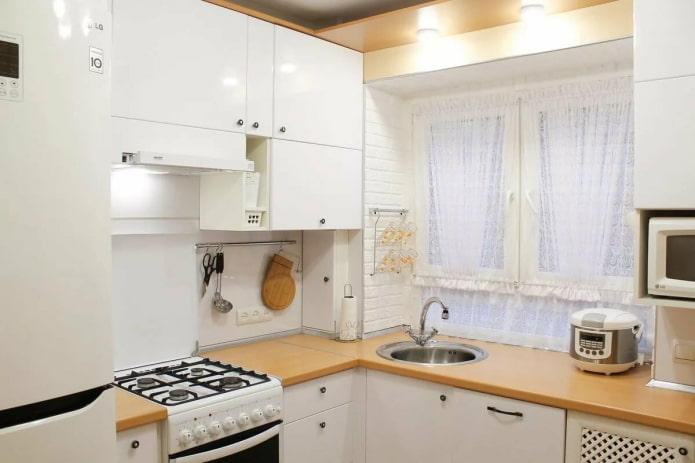 interior da cozinha de 6 metros quadrados