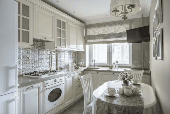 área de cozinha de 8 m² em estilo neoclássico