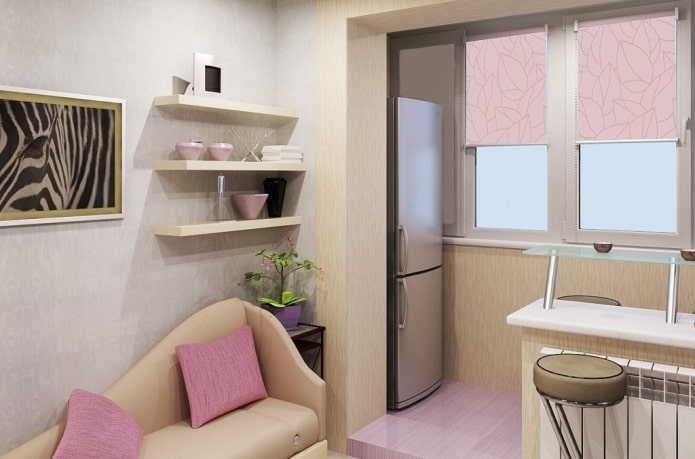 móveis no interior de uma cozinha combinada com uma loggia