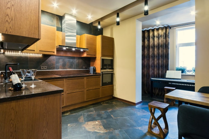 iluminação de uma cozinha combinada com uma loggia