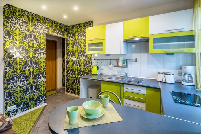 papel de parede verde no design de cozinha