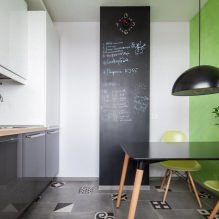 Design de cozinha com papel de parede verde: 55 fotos modernas de interiores - 5