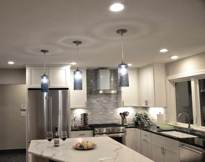 iluminação pontual na cozinha