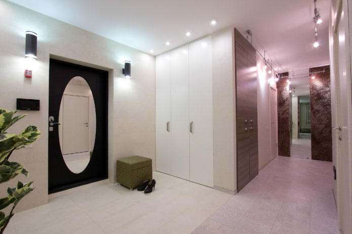 design de corredor no interior de um apartamento de 100 metros quadrados