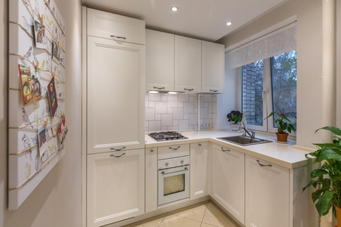 interior de um apartamento de dois cômodos de 10 metros quadrados