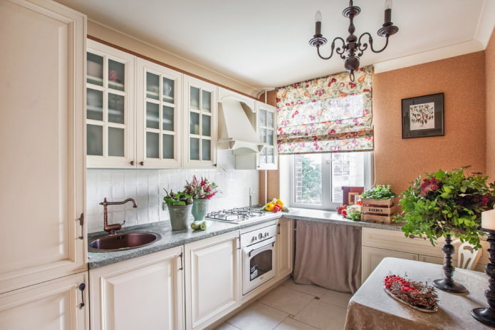 cozinha pequena em estilo provençal