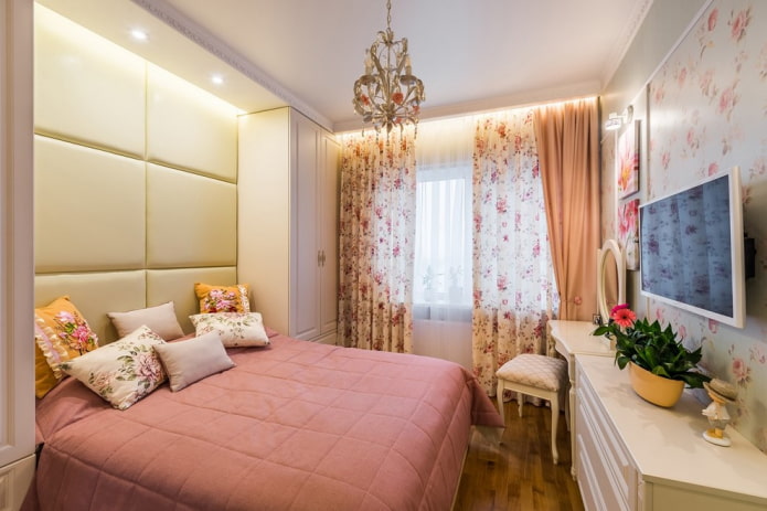 móveis em um quarto de 9 metros quadrados