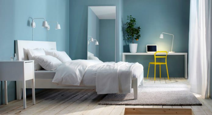Design de quarto para uma menina em estilo moderno