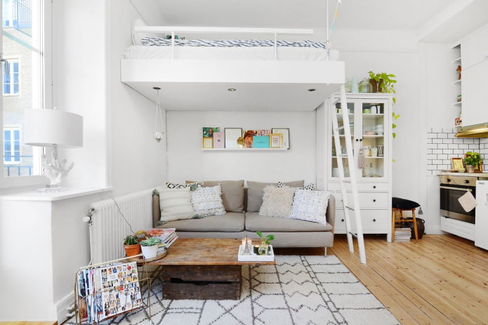 interior de um apartamento estúdio de dois andares