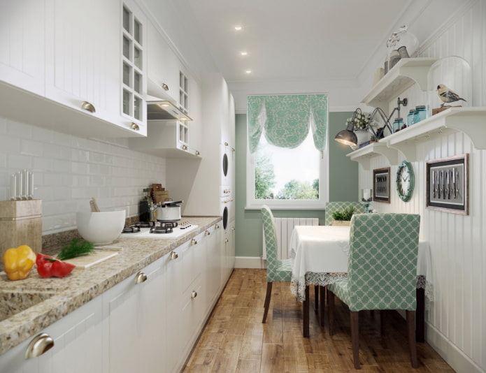 arranjo de um espaço de cozinha estreito