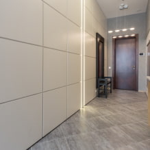 Como decorar o interior de um corredor estreito?-6