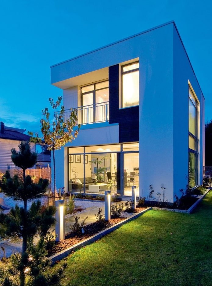 casa pequena em estilo high-tech