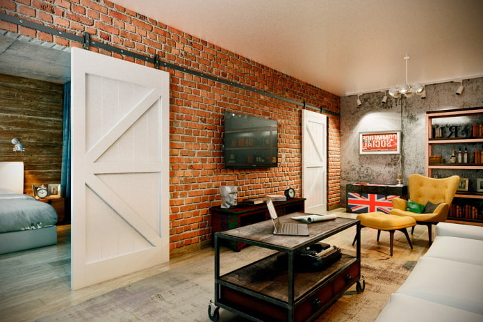 portas brancas no interior em estilo loft