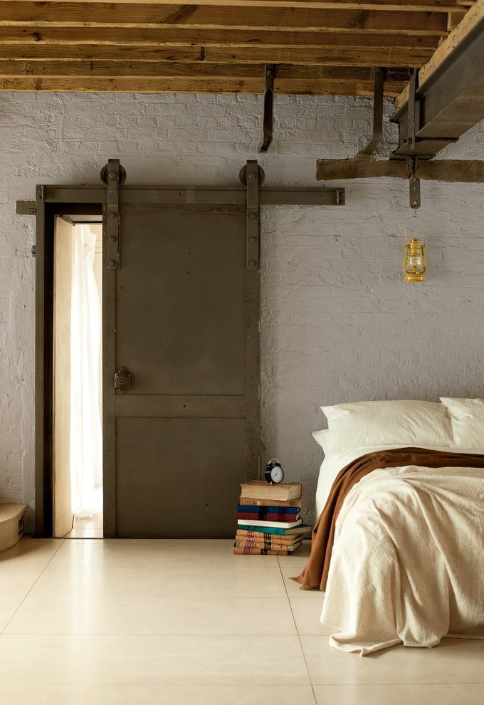 portas no interior em estilo loft
